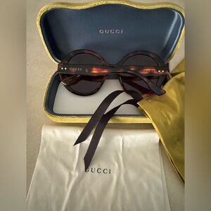 Gucci Womens GG1081S-002 Havana Smoke Sunglasses NWOT Come w/ Case & dust bag